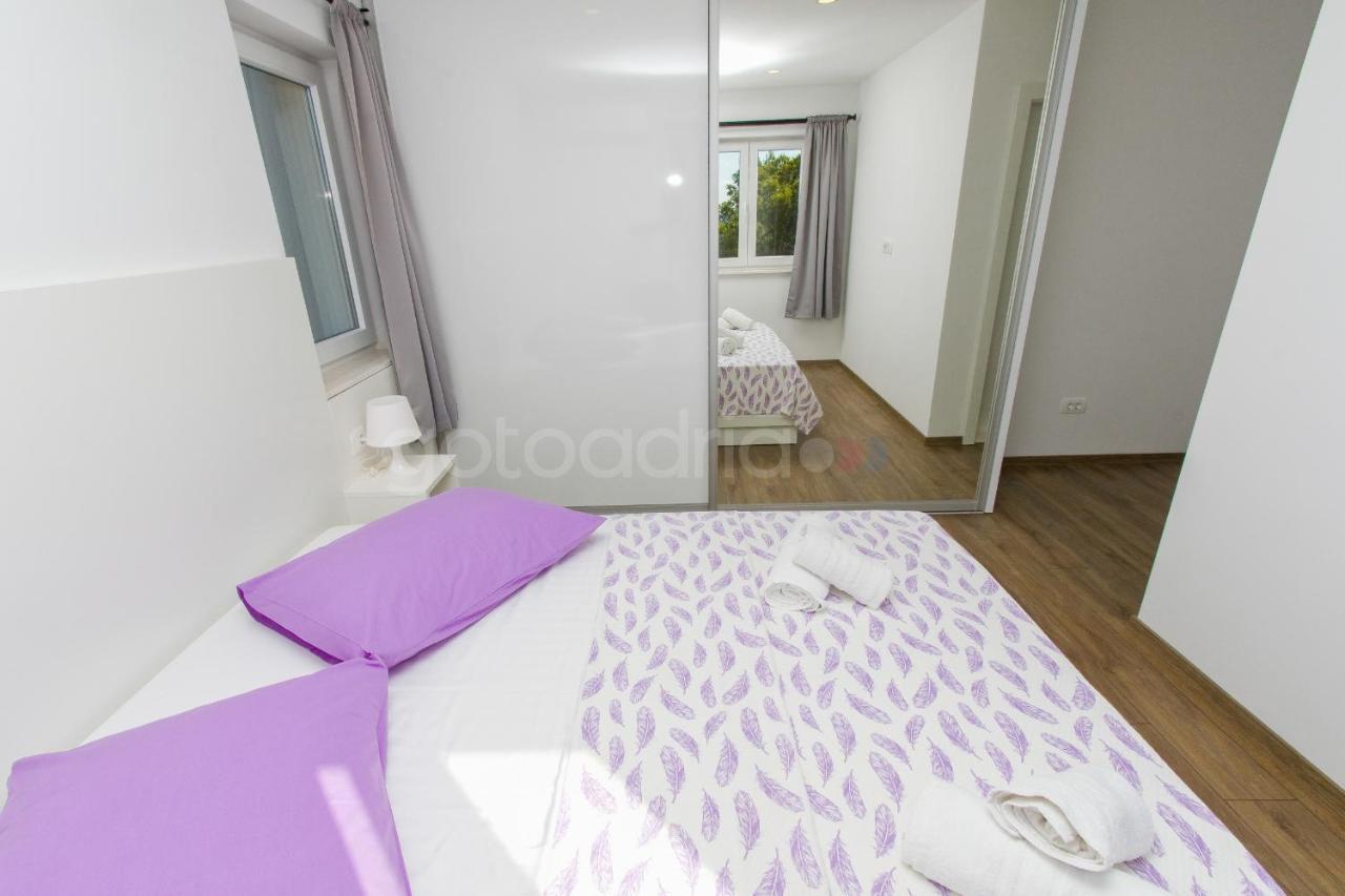 Penthouse With Panoramic View Ally Lägenhet Makarska