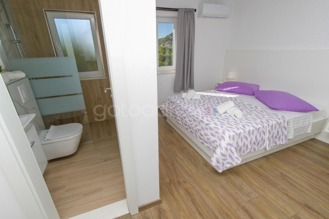 Penthouse With Panoramic View Ally Lägenhet Makarska