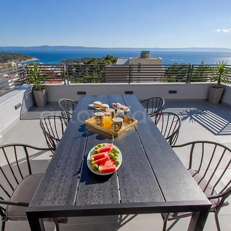 Penthouse With Panoramic View Ally Makarska Extérieur photo