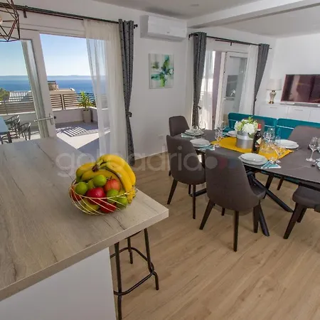 Penthouse With Panoramic View Ally Makarska Extérieur photo