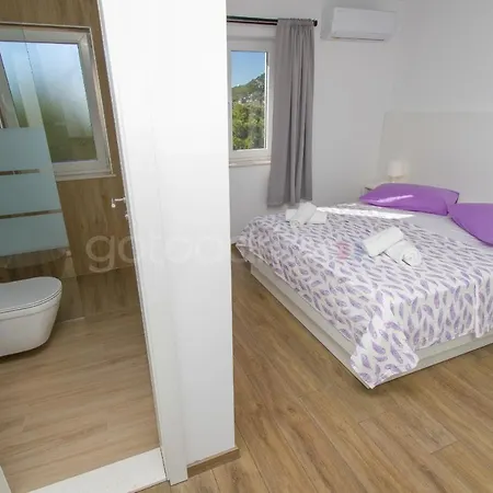 Penthouse With Panoramic View Ally Makarska Extérieur photo