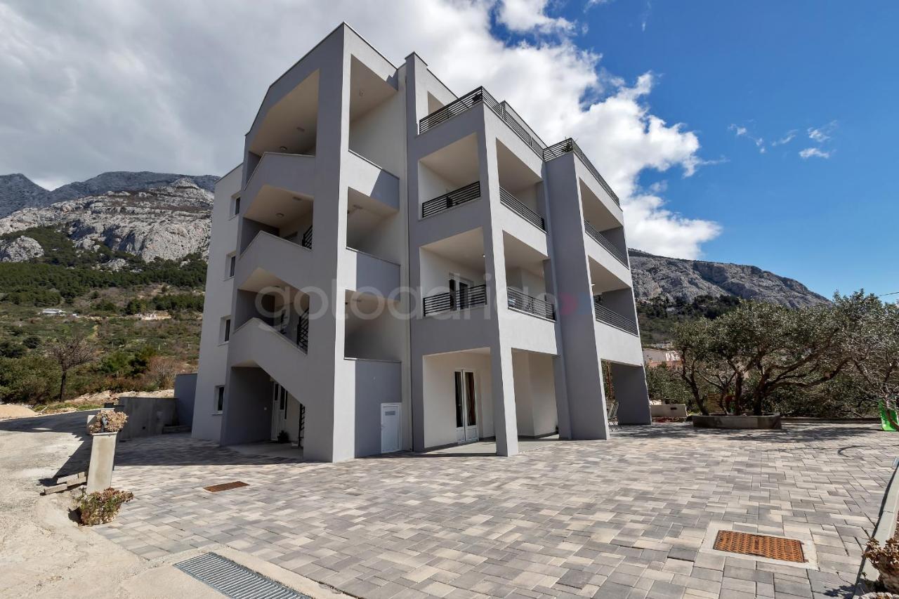 Penthouse With Panoramic View Ally Appartement Makarska